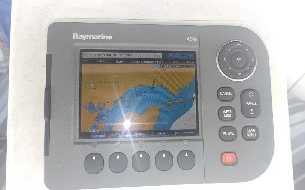 slider 21 Beneteau Oceanis 323 Clipper