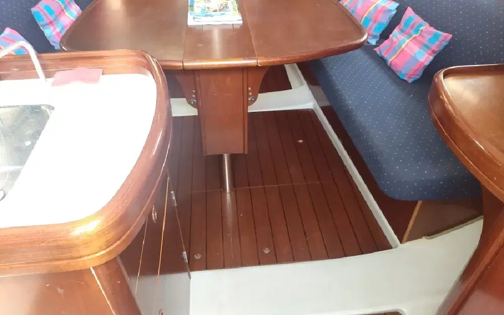 slider 24 Beneteau Oceanis 323 Clipper