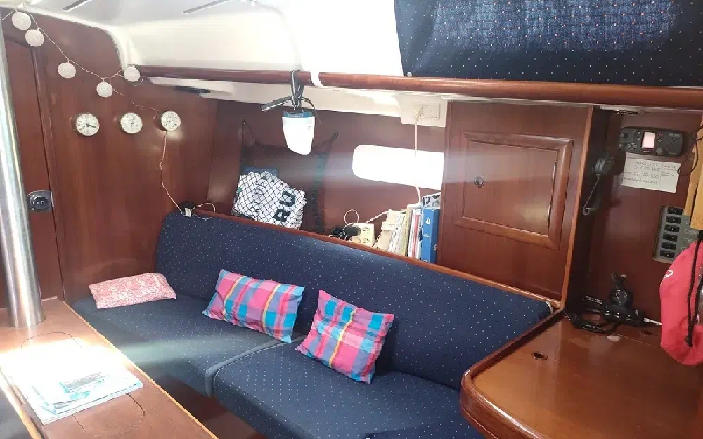 slider 27 Beneteau Oceanis 323 Clipper