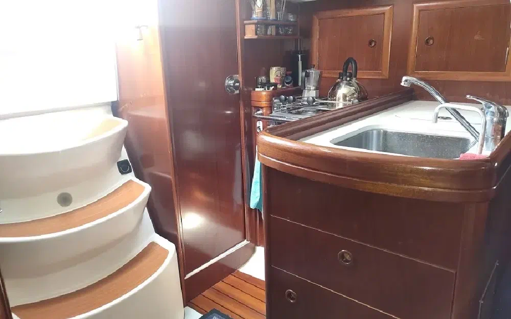 slider 34 Beneteau Oceanis 323 Clipper