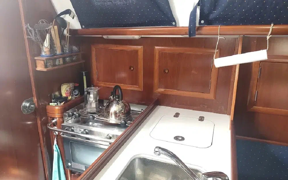 slider 37 Beneteau Oceanis 323 Clipper