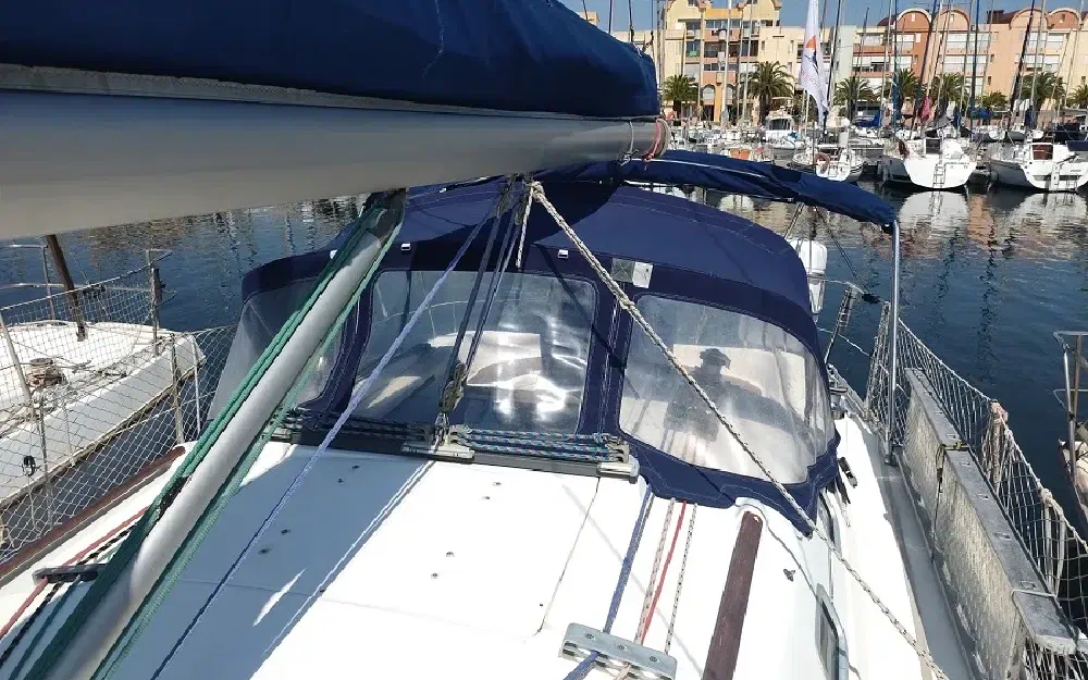 slider 7 Beneteau Oceanis 323 Clipper