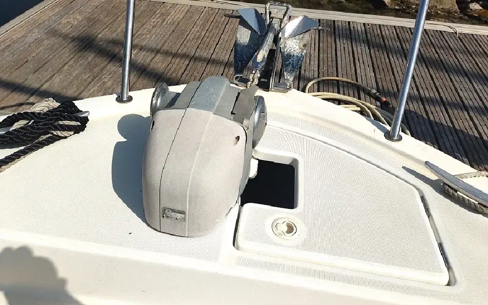 slider 9 Beneteau Antares 760