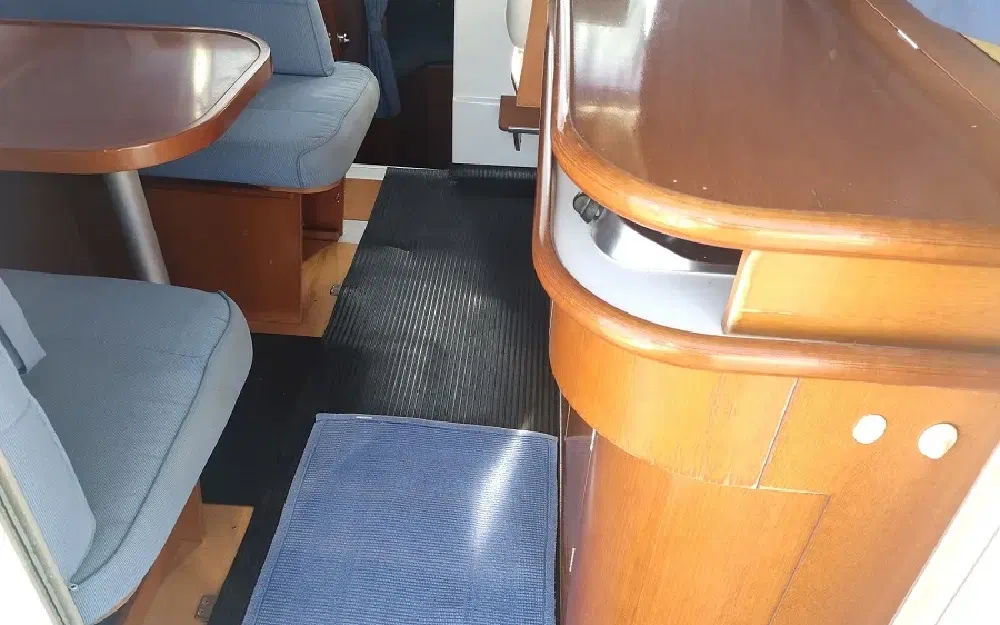 slider 19 Beneteau Antares 760