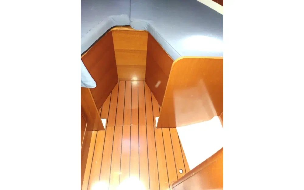 slider 25 Beneteau Antares 760