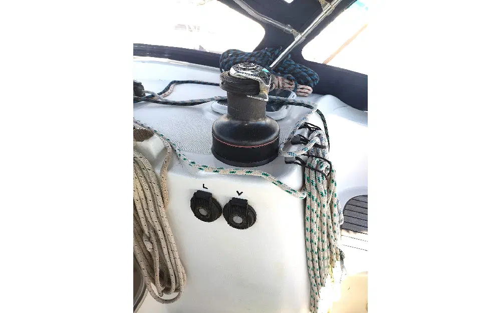 slider 21 Beneteau Oceanis 423Celebration