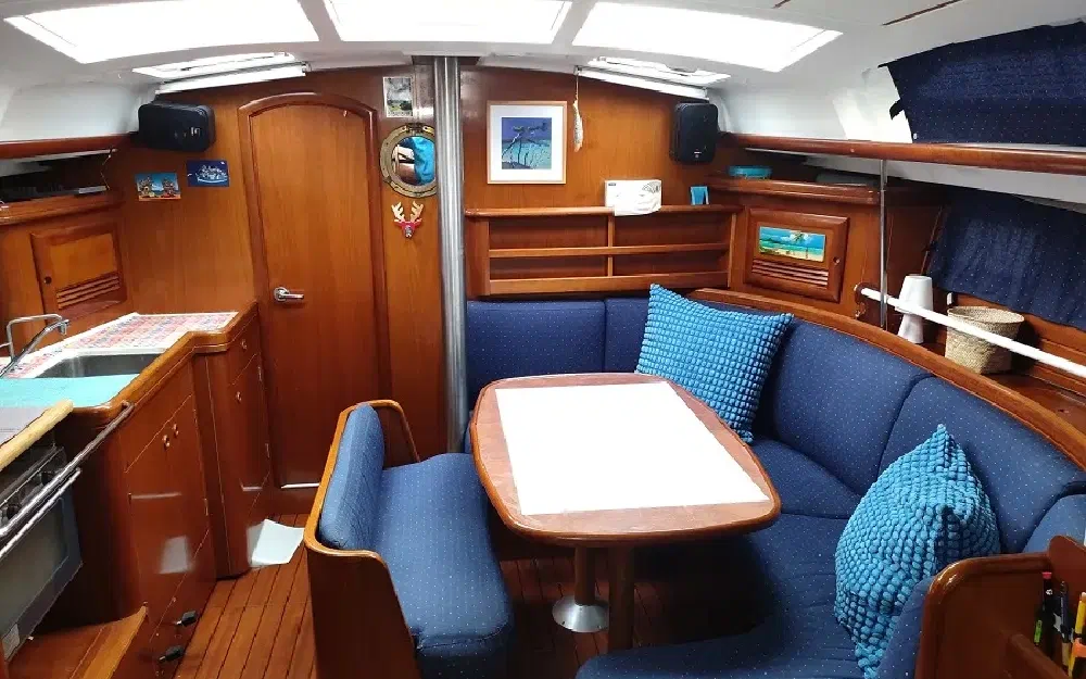 slider 24 Beneteau Oceanis 423Celebration