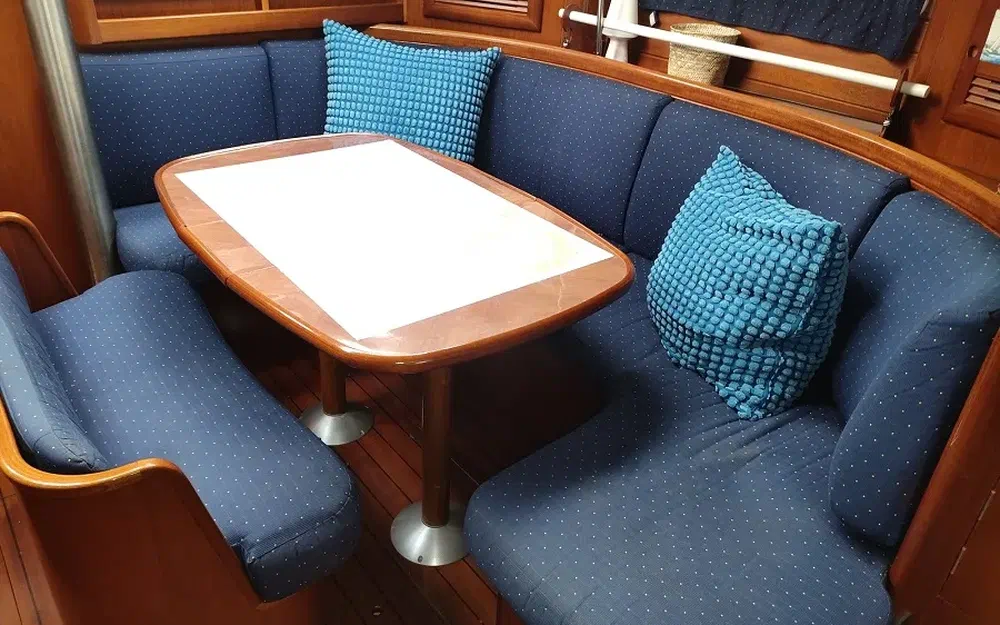 slider 31 Beneteau Oceanis 423