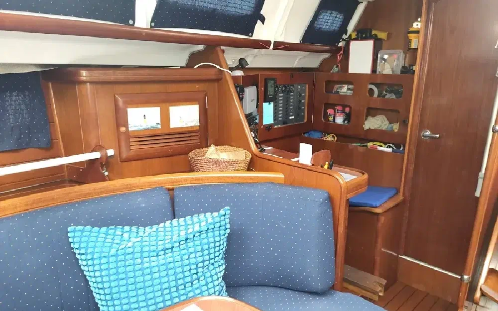 slider 27 Beneteau Oceanis 423Celebration