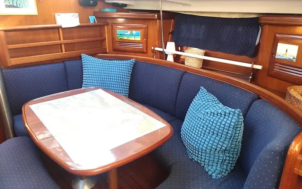 slider 33 Beneteau Oceanis 423