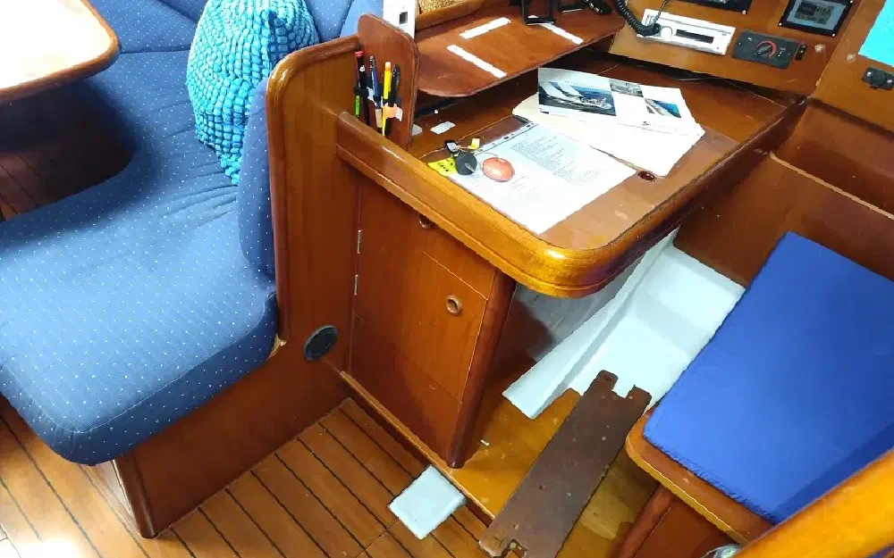 slider 31 Beneteau Oceanis 423Celebration