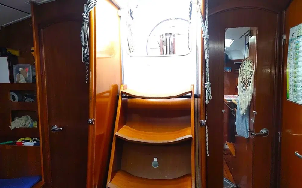 slider 38 Beneteau Oceanis 423Celebration