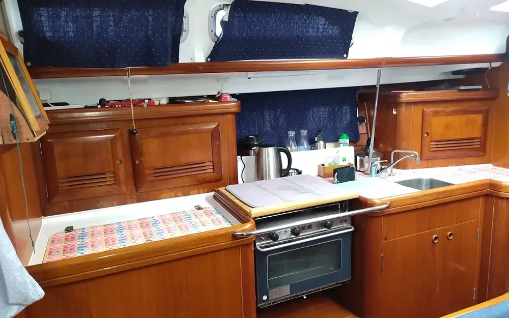 slider 52 Beneteau Oceanis 423