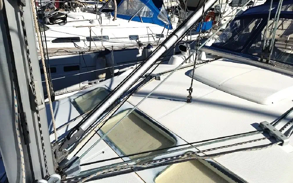 slider 6 Beneteau Oceanis 423Celebration