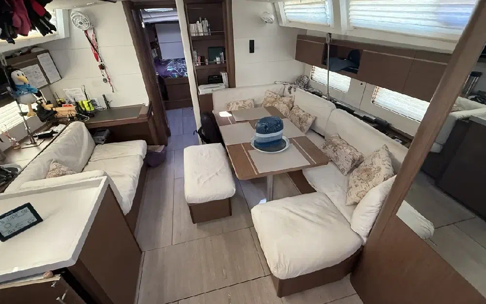 slider 14 Beneteau Oceanis 46.1