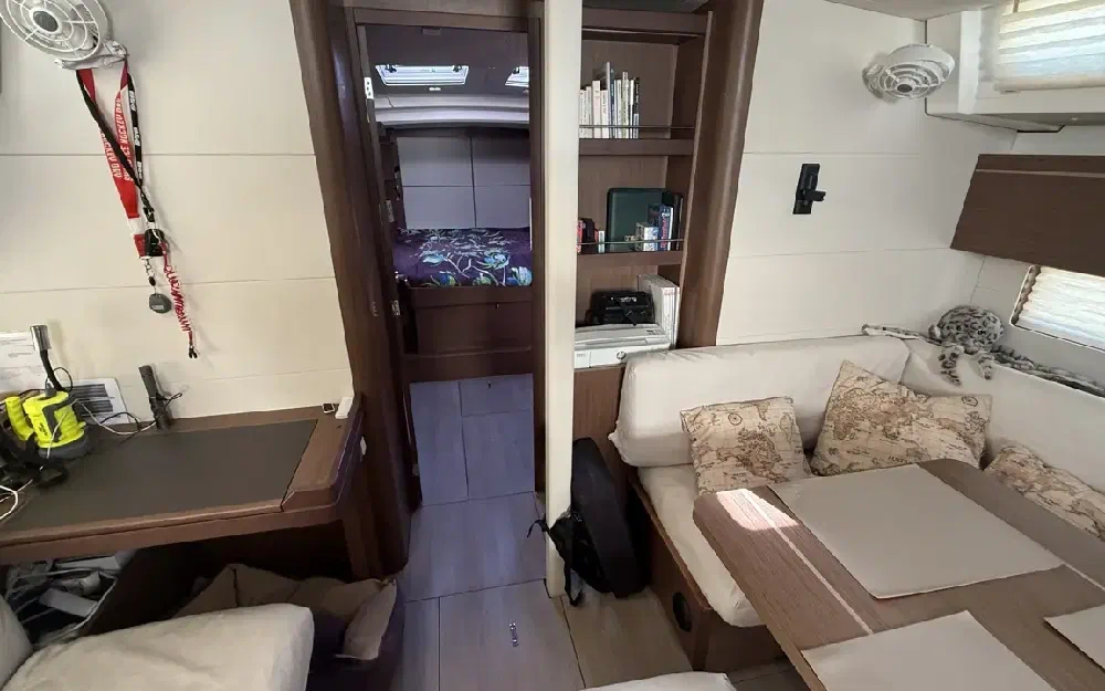 slider 15 Beneteau Oceanis 46.1