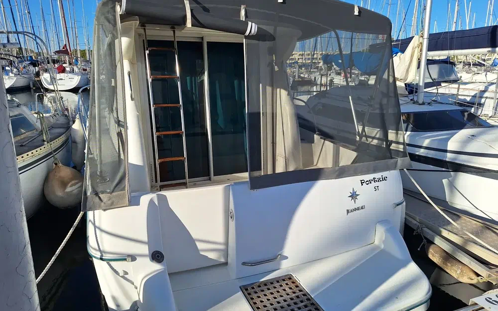 slider 11 Jeanneau Merry Fisher 805