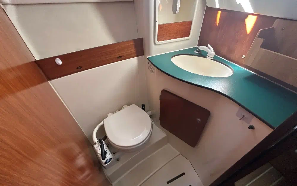 slider 6 Jeanneau Merry Fisher 805