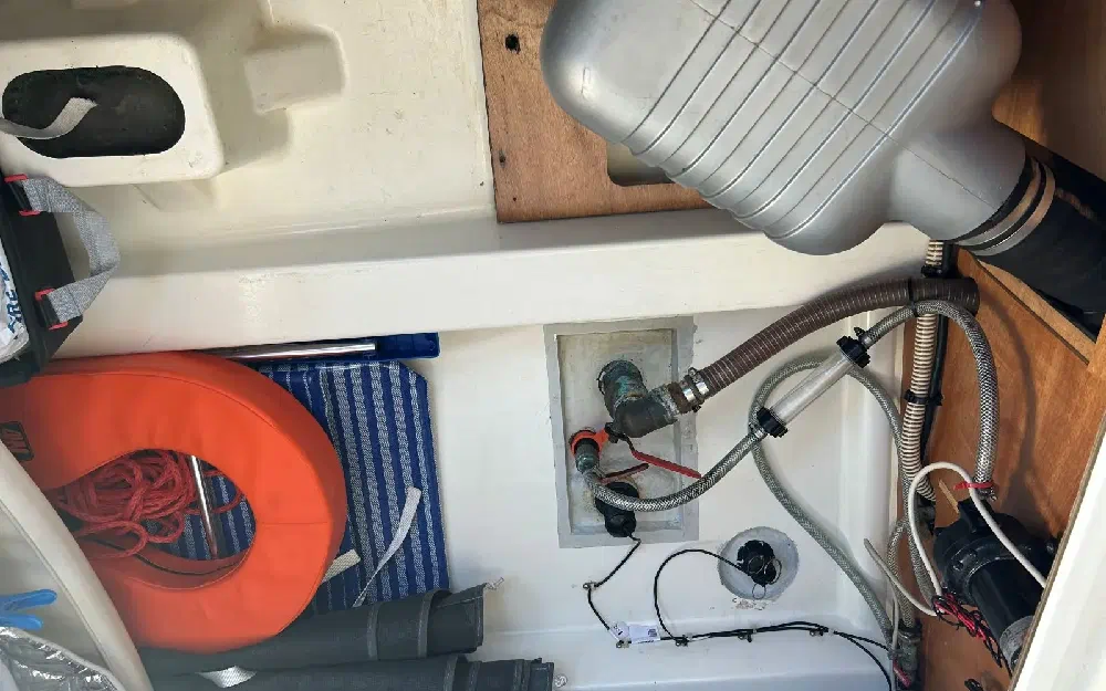 slider 8 Jeanneau Merry Fisher 805