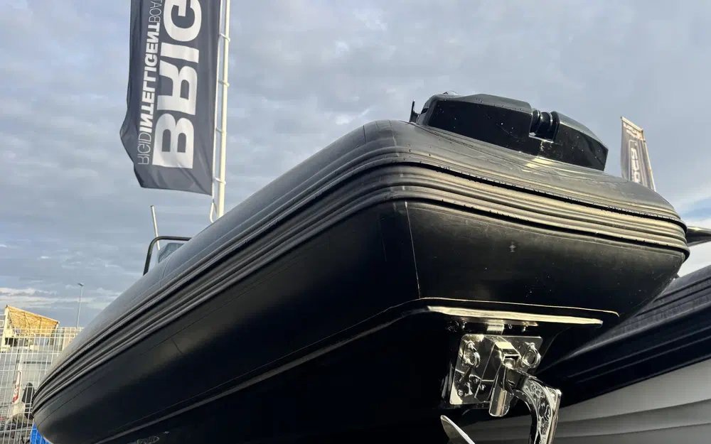 slider 11 Brig Eagle 6.7