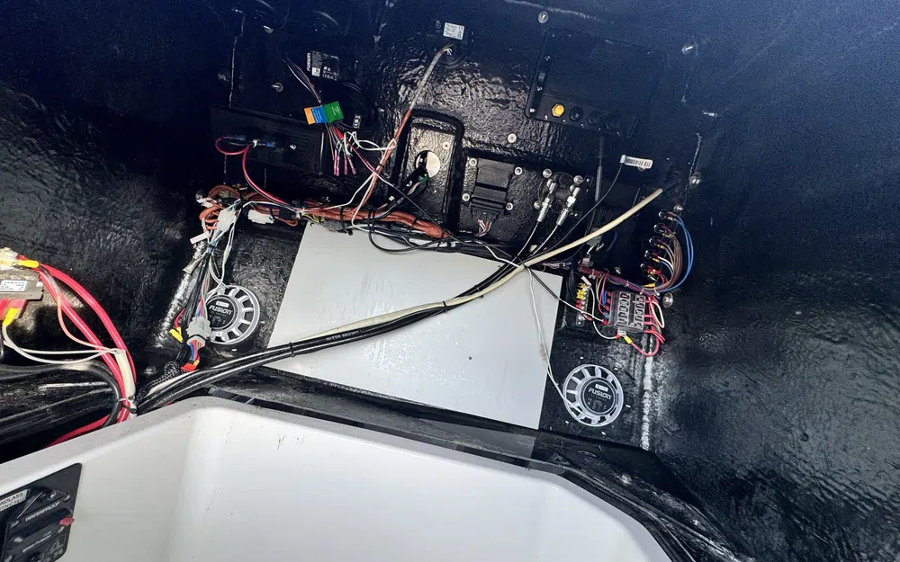 slider 8 Brig Eagle 6.7