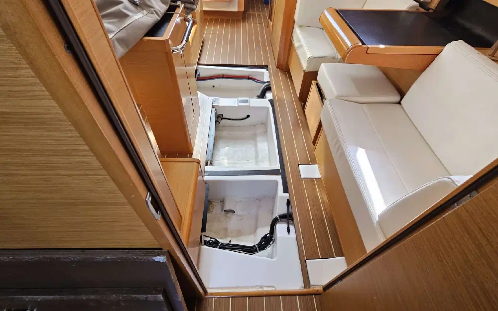slider 14 Jeanneau Sun Odyssey 409