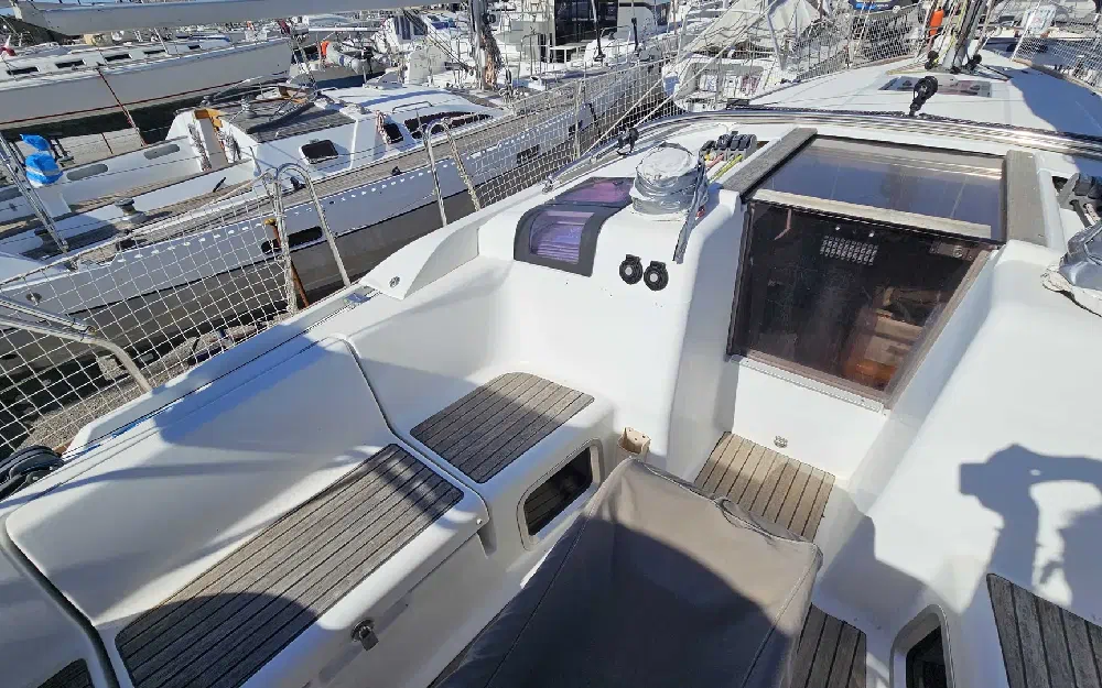 slider 5 Jeanneau Sun Odyssey 409