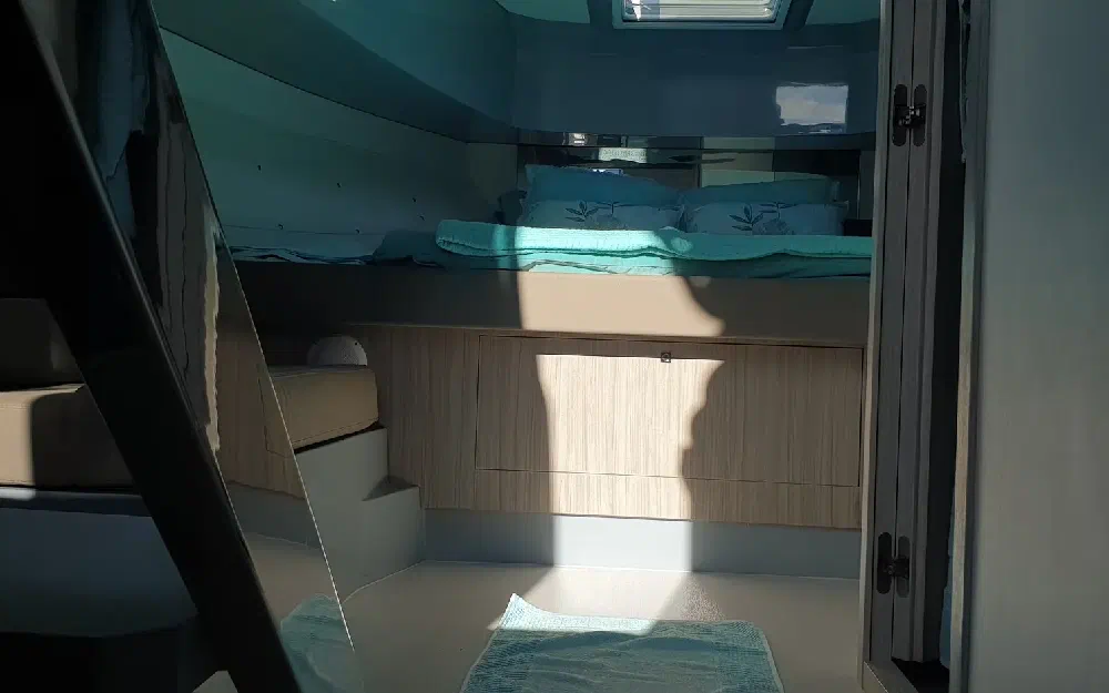 slider 5 Rio Yachts Daytona 34