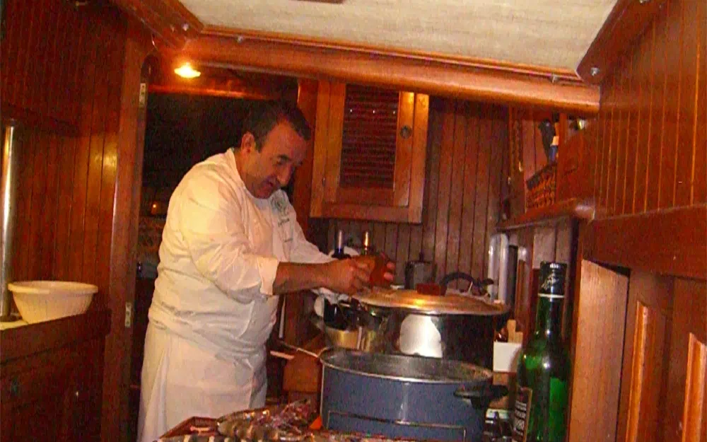 slider 8 Blue Water Vagabond 47