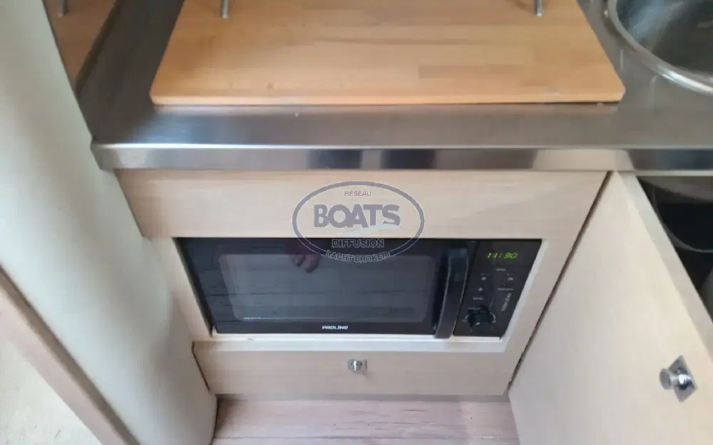 slider 7 Sessa Marine C30