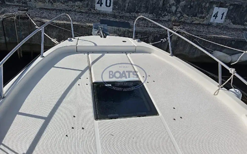 slider 12 Quicksilver Activ 755 Sundeck