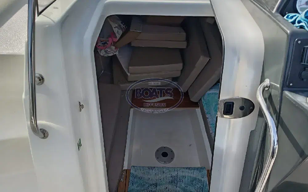 slider 13 Quicksilver Activ 755 Sundeck