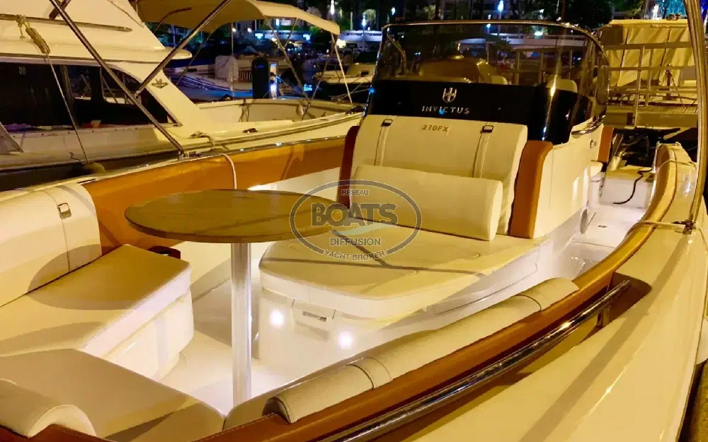 slider 5 Invictus  270 FX