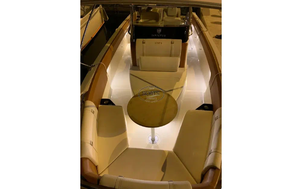 slider 6 Invictus  270 FX