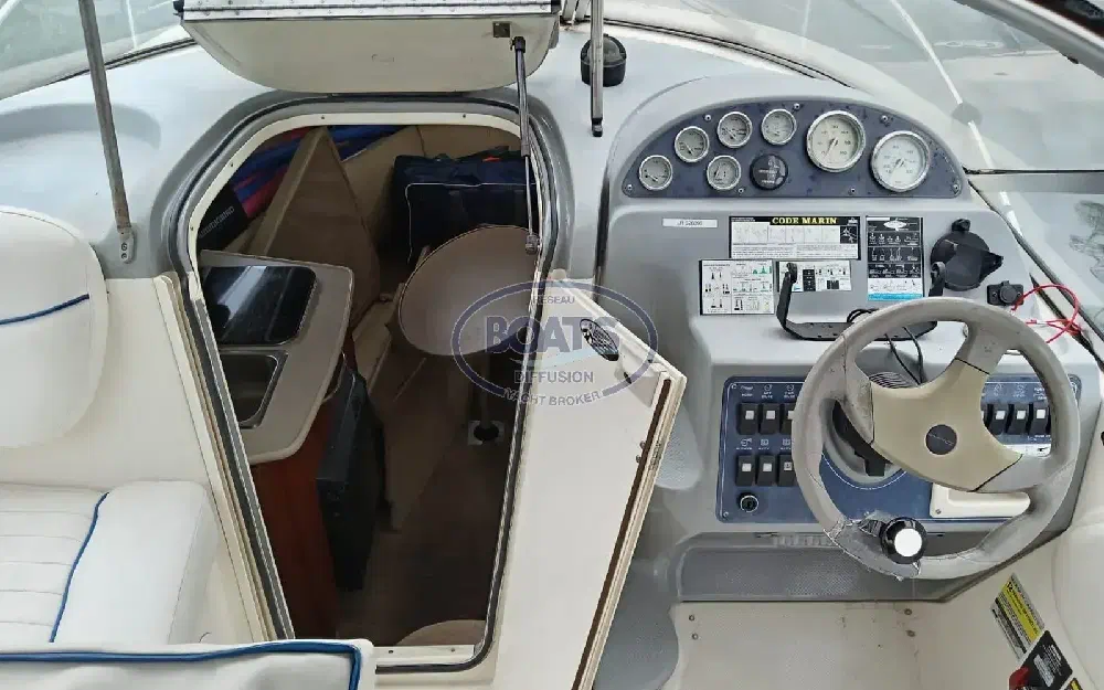 slider 12 Bayliner  245