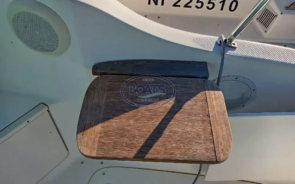 slider 9 Bayliner Cierra 245