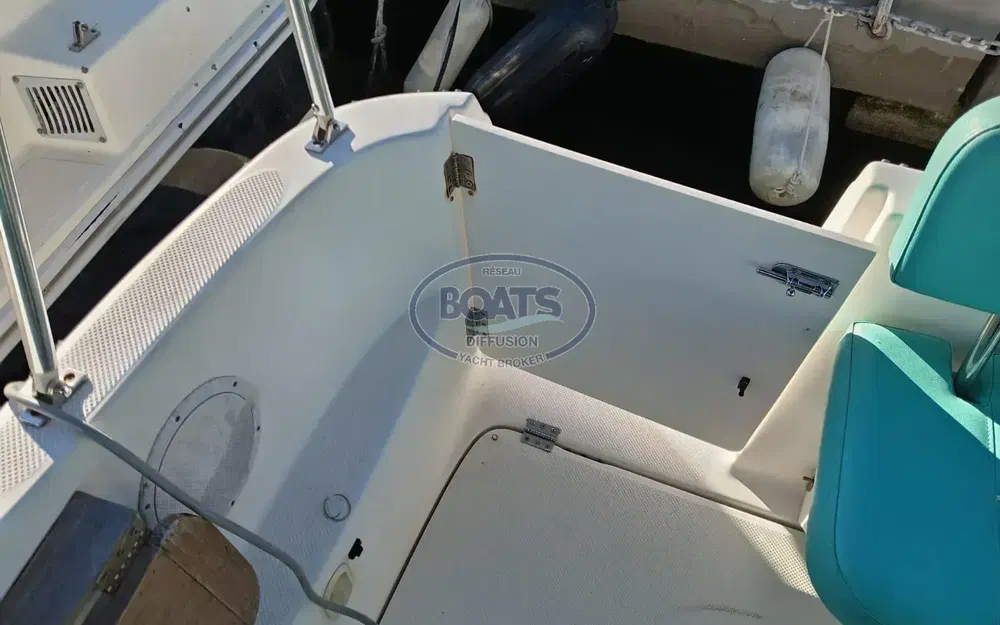 slider 11 Bayliner Ciera 245