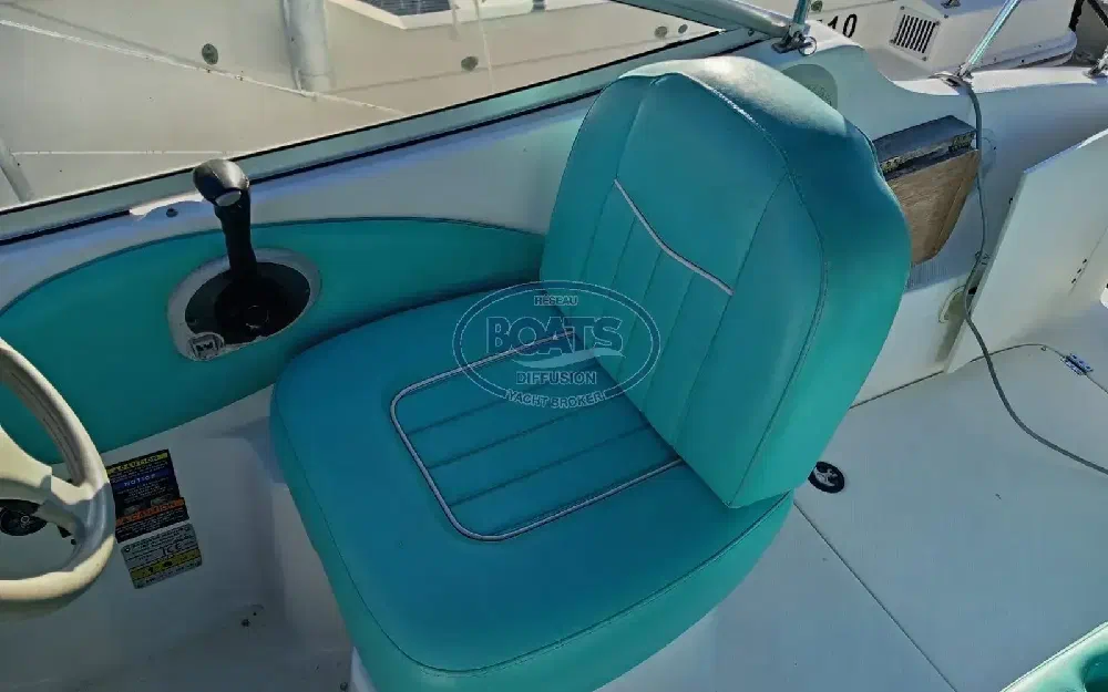 slider 4 Bayliner Cierra 245