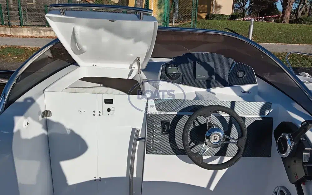 slider 8 Marinello 590