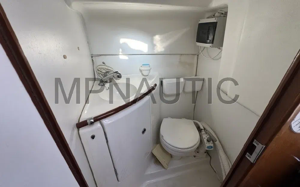 slider 11 Beneteau Flyer 701