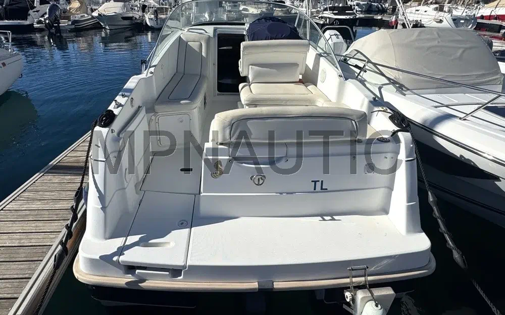 slider 1 Beneteau Flyer 701