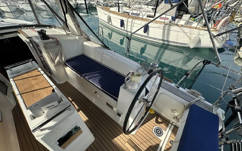 slider 14 Beneteau Oceanis 35.1