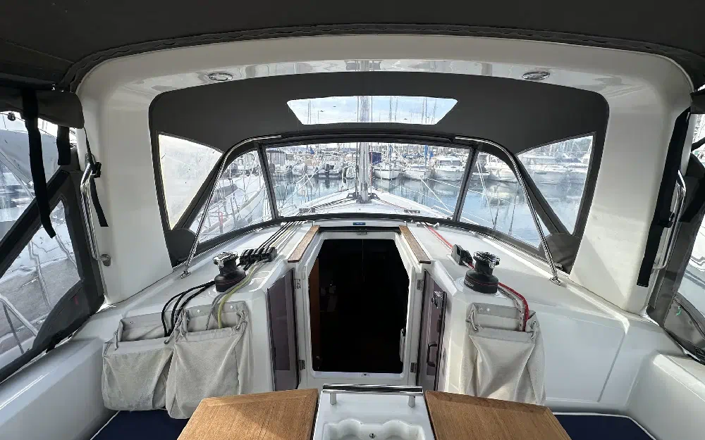 slider 19 Beneteau Oceanis 35.1