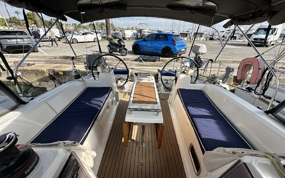 slider 22 Beneteau Oceanis 35.1