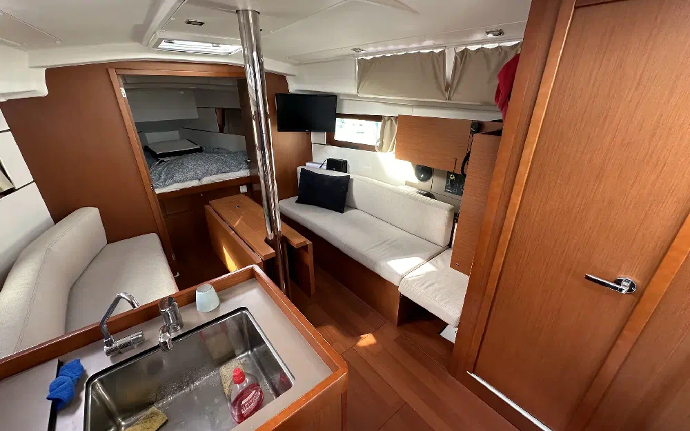 slider 32 Beneteau Oceanis 35.1