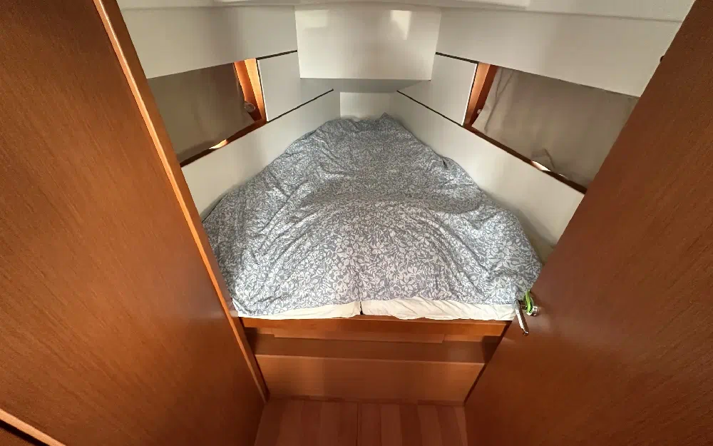 slider 37 Beneteau Oceanis 35.1