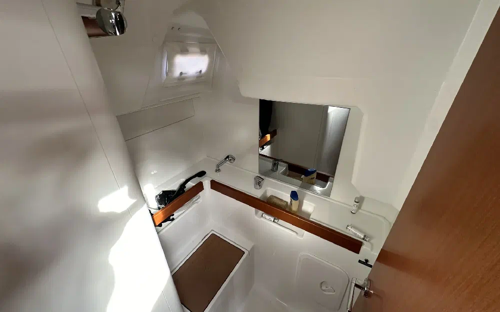 slider 42 Beneteau Oceanis 35.1