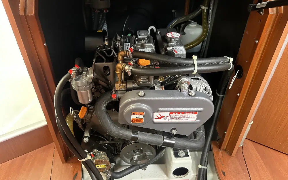 slider 44 Beneteau Oceanis 35.1