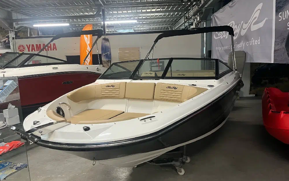 slider 0 Sea Ray  190 SPX