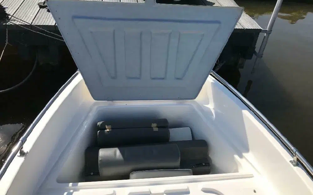 slider 3 Karel  400 Open